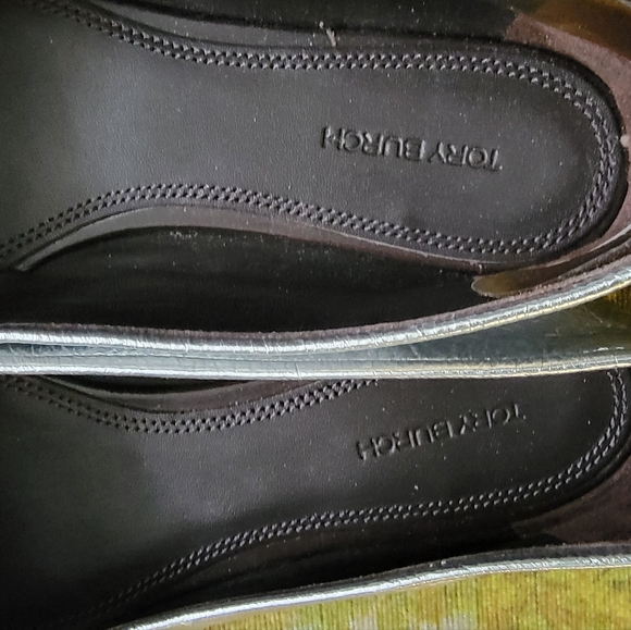 Tory Burch Silver Leather Women's Ballet Flats Size 6.5 - Picture 6 of 8